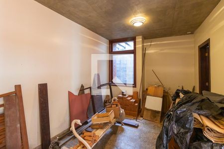 Casa à venda com 1008m², 5 quartos e 5 vagas Casa à venda com 1008m², 5 quartos e 5 vagasQuarto de hospede