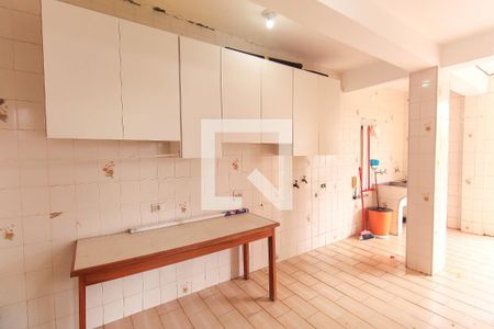 Casa à venda com 250m², 3 quartos e 3 vagasÁrea de Serviço