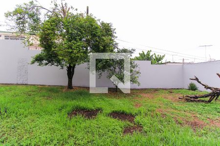 Casa à venda com 250m², 3 quartos e 3 vagasQuintal
