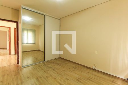 Casa à venda com 250m², 3 quartos e 3 vagasQuarto 3