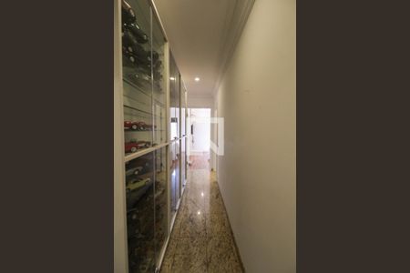 Apartamento à venda com 254m², 3 quartos e 4 vagasCorredor