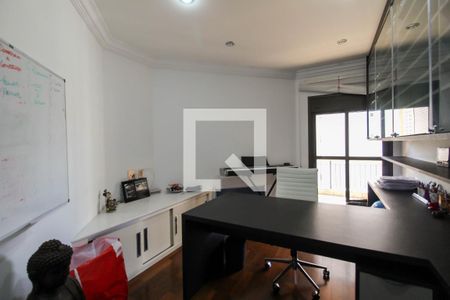 Apartamento à venda com 254m², 3 quartos e 4 vagasEscritório
