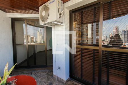 Apartamento à venda com 254m², 3 quartos e 4 vagasVaranda da Copa