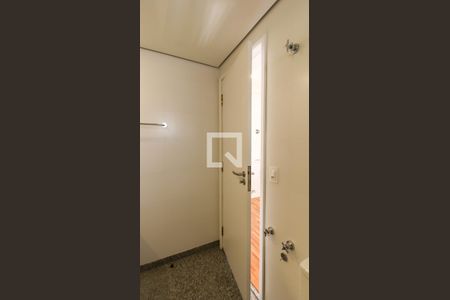 Apartamento à venda com 254m², 3 quartos e 4 vagasBanheiro da Suíte 3