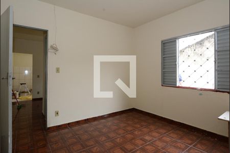 Casa à venda com 130m², 3 quartos e 4 vagasEdícula - Quarto 
