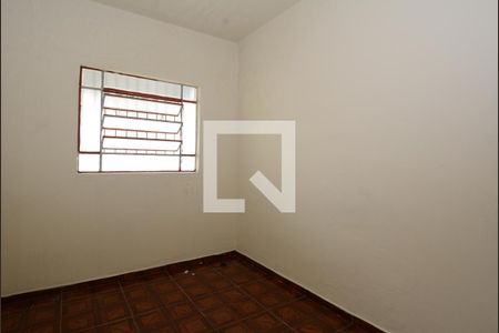 Casa à venda com 130m², 3 quartos e 4 vagasEdícula - Sala