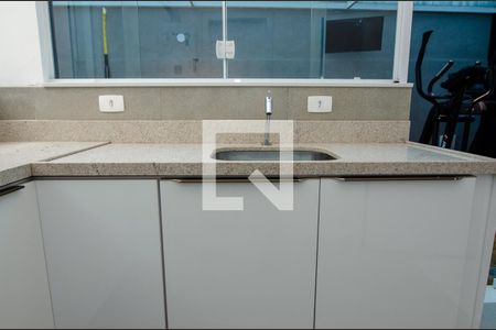 Casa de condomínio à venda com 400m², 5 quartos e 2 vagas Casa de condomínio à venda com 400m², 5 quartos e 2 vagasÁrea de serviço