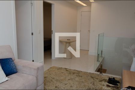 Casa de condomínio à venda com 400m², 5 quartos e 2 vagas Casa de condomínio à venda com 400m², 5 quartos e 2 vagasSala de TV