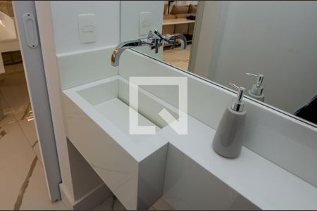 Casa de condomínio à venda com 400m², 5 quartos e 2 vagas Casa de condomínio à venda com 400m², 5 quartos e 2 vagasLavabo