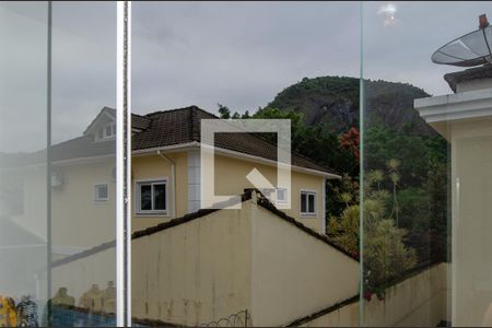 Casa de condomínio à venda com 400m², 5 quartos e 2 vagas Casa de condomínio à venda com 400m², 5 quartos e 2 vagasSuíte 2 - vista