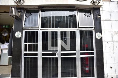 Apartamento à venda com 96m², 2 quartos e sem vagaFachada do Prédio