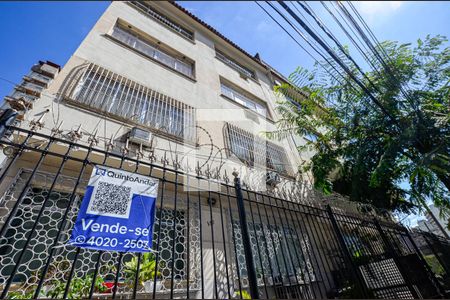 Apartamento à venda com 130m², 3 quartos e sem vagaFachada