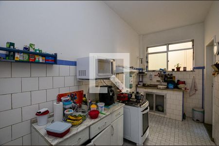 Apartamento à venda com 130m², 3 quartos e sem vagaCozinha