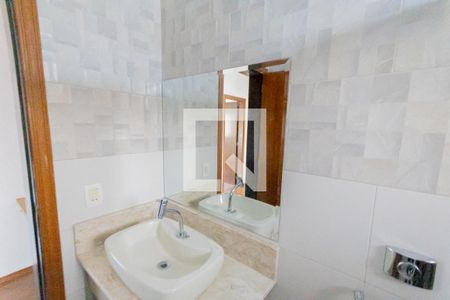 Casa para alugar com 130m², 3 quartos e 3 vagas Casa para alugar com 130m², 3 quartos e 3 vagasEspelho