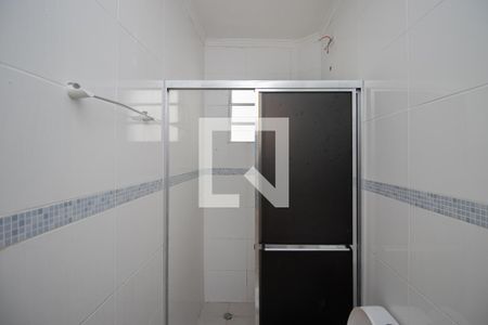 Banheiro de apartamento para alugar com 1 quarto, 50m² em Jardim Guanca, São Paulo