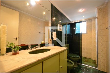 Apartamento à venda com 220m², 4 quartos e 3 vagasBanheiro Social