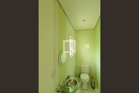 Casa para alugar com 330m², 4 quartos e 8 vagas Casa para alugar com 330m², 4 quartos e 8 vagasLavabo