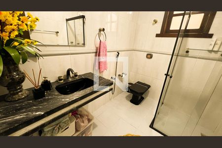 Casa à venda com 360m², 7 quartos e 8 vagasBanheiro 3