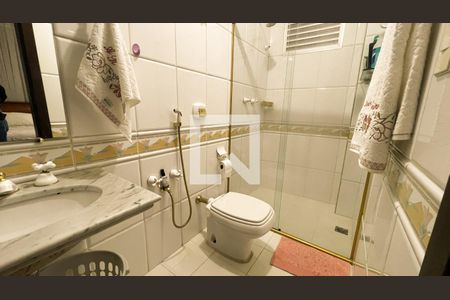 Casa à venda com 360m², 7 quartos e 8 vagasBanheiro 4