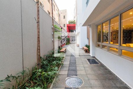 Apartamento à venda com 31m², 1 quarto e sem vaga Apartamento à venda com 31m², 1 quarto e sem vagaEntrada