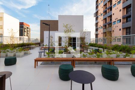Apartamento à venda com 31m², 1 quarto e sem vaga Apartamento à venda com 31m², 1 quarto e sem vagaRooftop 2