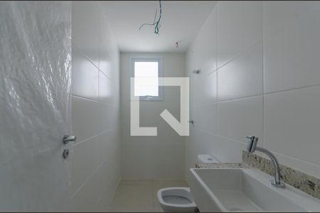 Apartamento à venda com 113m², 3 quartos e 2 vagas Apartamento à venda com 113m², 3 quartos e 2 vagasBanheiro Social