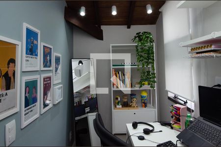 Casa de condomínio para alugar com 293m², 4 quartos e 2 vagas Casa de condomínio para alugar com 293m², 4 quartos e 2 vagasEscritório 1