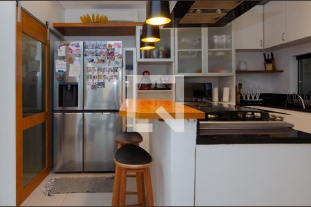 Casa de condomínio para alugar com 293m², 4 quartos e 2 vagas Casa de condomínio para alugar com 293m², 4 quartos e 2 vagasCozinha