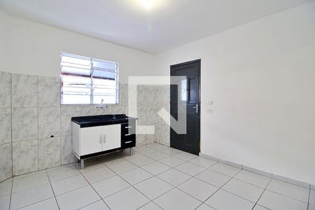 Cozinha de casa para alugar com 1 quarto, 38m² em Santa Maria, Santo André