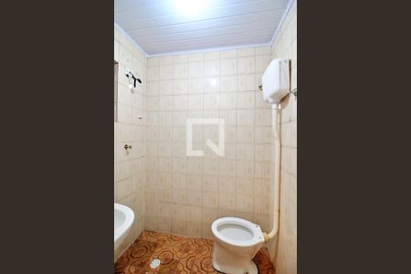 Banheiro da Suíte de casa para alugar com 1 quarto, 38m² em Santa Maria, Santo André