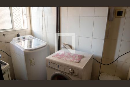 Apartamento à venda com 77m², 3 quartos e 2 vagas Apartamento à venda com 77m², 3 quartos e 2 vagasÁrea de serviço