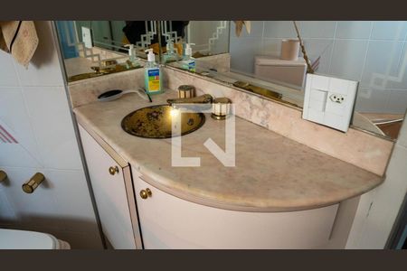 Apartamento à venda com 77m², 3 quartos e 2 vagas Apartamento à venda com 77m², 3 quartos e 2 vagasBanheiro