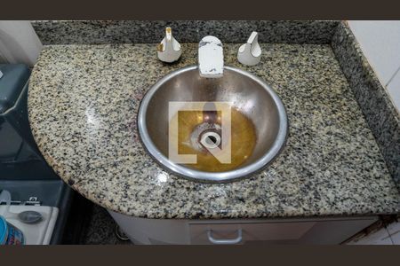 Apartamento à venda com 77m², 3 quartos e 2 vagas Apartamento à venda com 77m², 3 quartos e 2 vagasBanheiro