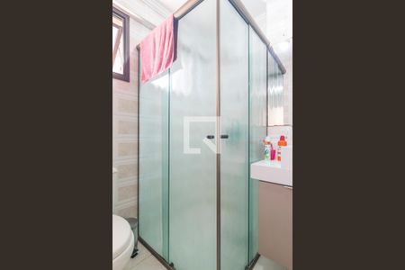 Apartamento à venda com 75m², 3 quartos e 2 vagas Apartamento à venda com 75m², 3 quartos e 2 vagasBanheiro da Suite