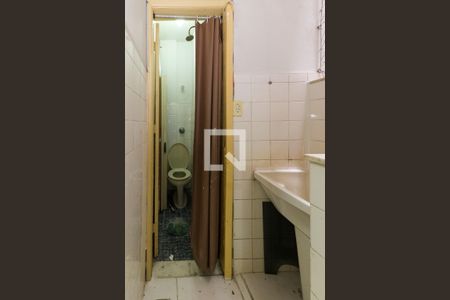 Apartamento à venda com 80m², 2 quartos e 1 vaga Apartamento à venda com 80m², 2 quartos e 1 vagaBanheiro de serviço