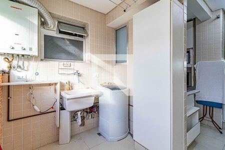 Apartamento à venda com 70m², 3 quartos e 1 vaga Apartamento à venda com 70m², 3 quartos e 1 vagaLavanderia