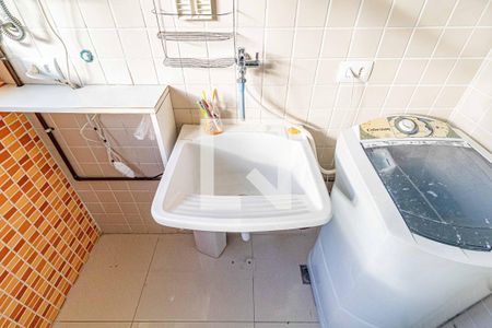 Apartamento à venda com 70m², 3 quartos e 1 vaga Apartamento à venda com 70m², 3 quartos e 1 vagaLavanderia