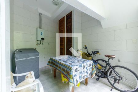 Casa de condomínio à venda com 445m², 7 quartos e 3 vagas Casa de condomínio à venda com 445m², 7 quartos e 3 vagasÁrea de Serviço 1