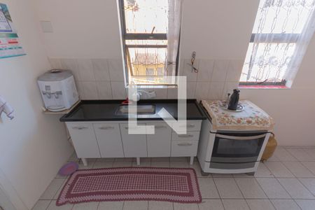 Casa à venda com 600m², 8 quartos e 4 vagascozinha 1