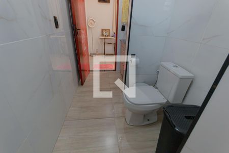 Casa à venda com 600m², 8 quartos e 4 vagasbanheiro 2