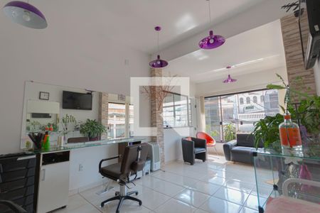 Casa à venda com 600m², 8 quartos e 4 vagassala 4