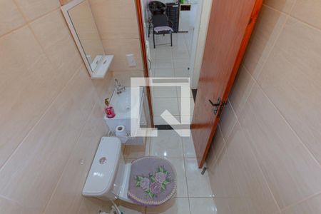 Casa à venda com 600m², 8 quartos e 4 vagasbanheiro 1