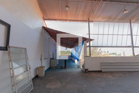 Casa à venda com 600m², 8 quartos e 4 vagasÁrea comum - Salão de festas