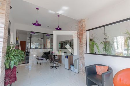 Casa à venda com 600m², 8 quartos e 4 vagassala 4