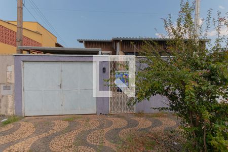 Casa à venda com 600m², 8 quartos e 4 vagasfachada