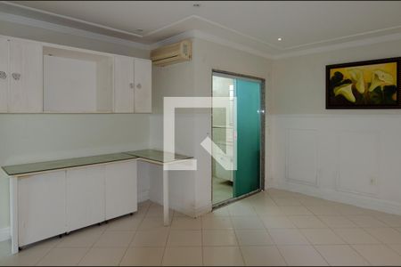 Casa de condomínio à venda com 600m², 6 quartos e 3 vagas Casa de condomínio à venda com 600m², 6 quartos e 3 vagasSuíte 1