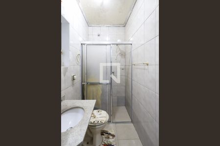 Casa à venda com 300m², 3 quartos e 2 vagas Casa à venda com 300m², 3 quartos e 2 vagasBanheiro da Suíte 2