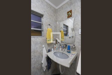 Casa à venda com 300m², 3 quartos e 2 vagas Casa à venda com 300m², 3 quartos e 2 vagasBanheiro 3