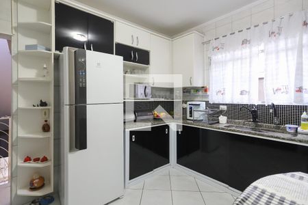 Casa à venda com 300m², 3 quartos e 2 vagas Casa à venda com 300m², 3 quartos e 2 vagasCozinha 1