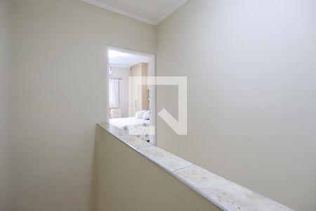 Casa à venda com 300m², 3 quartos e 2 vagas Casa à venda com 300m², 3 quartos e 2 vagasCorredor